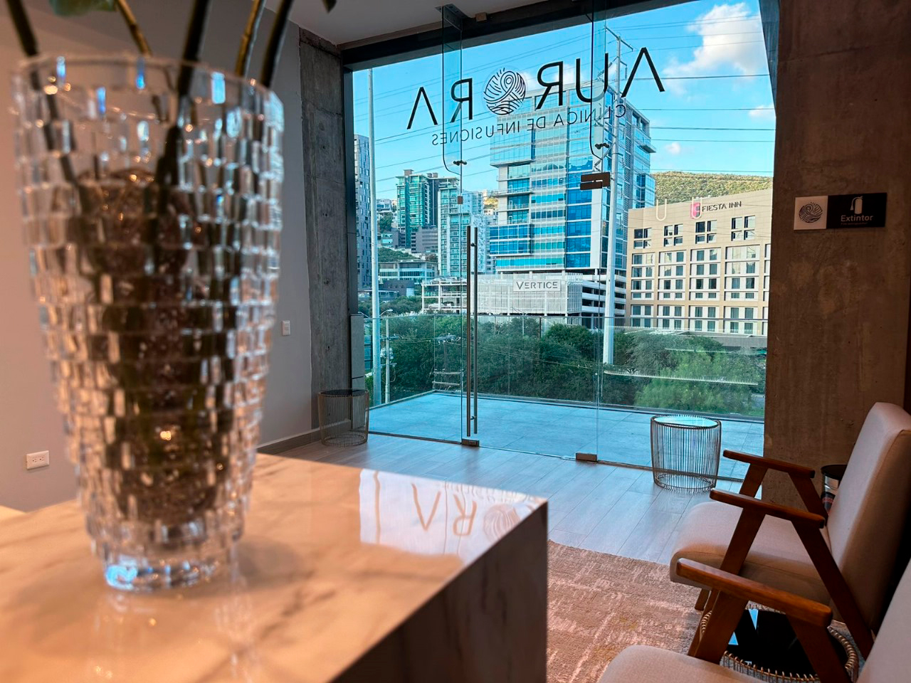 sala de espera de clinica aurora